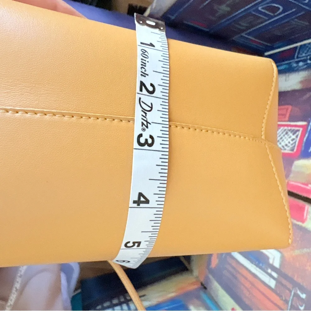Mansur Gavriel Cammello/Rosa Leather Mini Bucket Bag - Picture 8 of 10